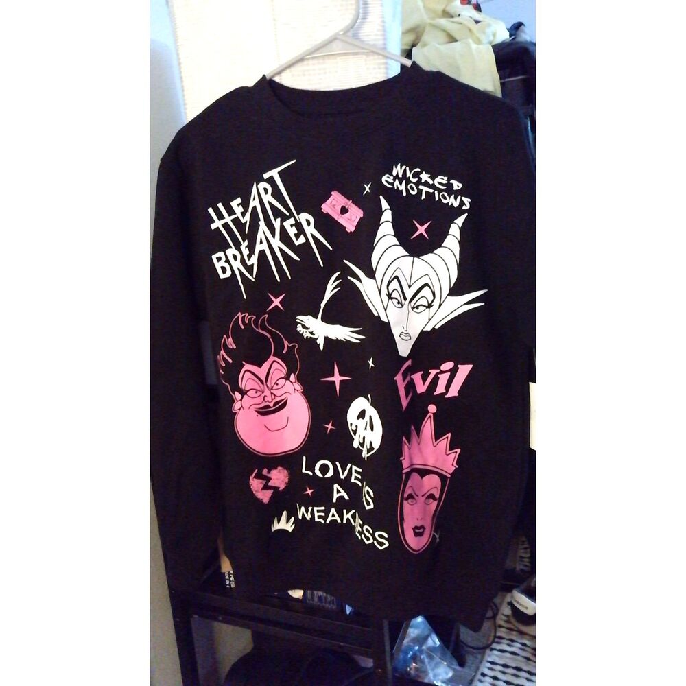 NWT Disney Villains Sweater Girls XS (0-2)
